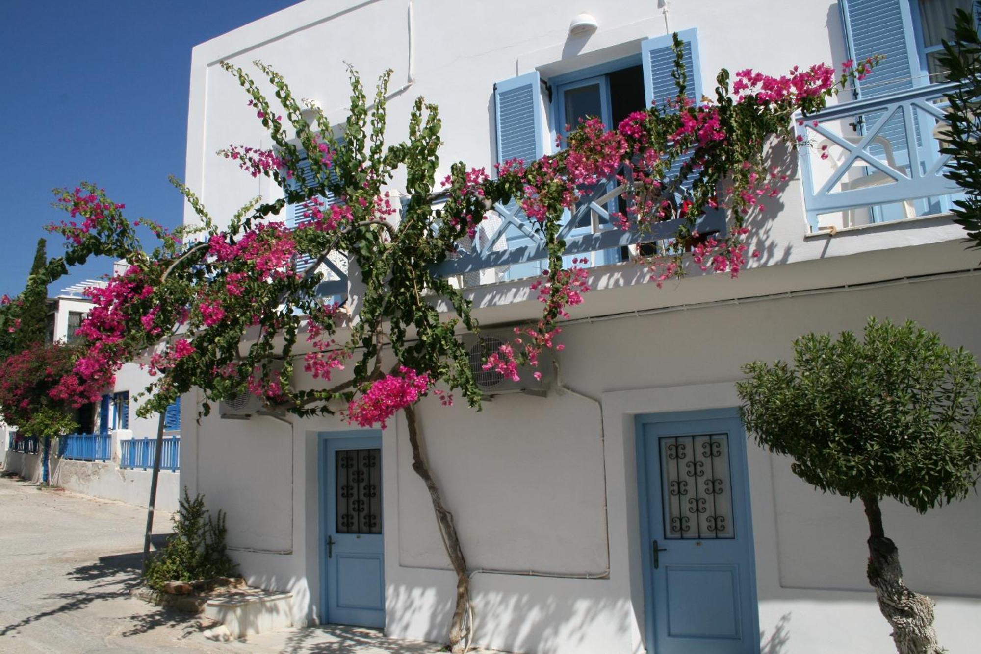 Hotel Mantalena Antiparos Exterior photo