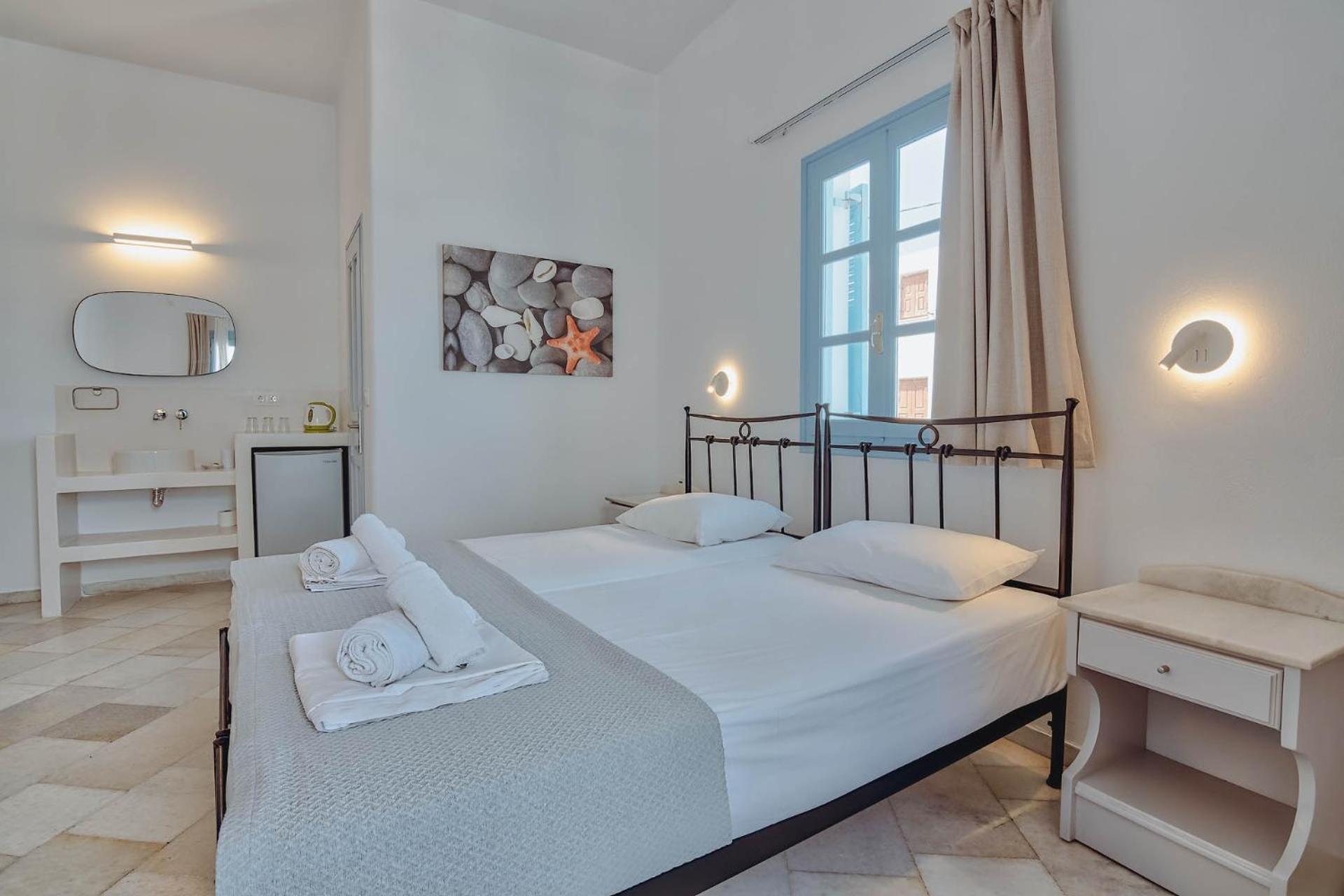 Hotel Mantalena Antiparos Exterior photo