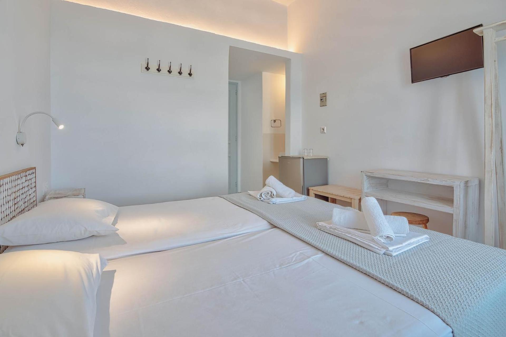 Hotel Mantalena Antiparos Exterior photo