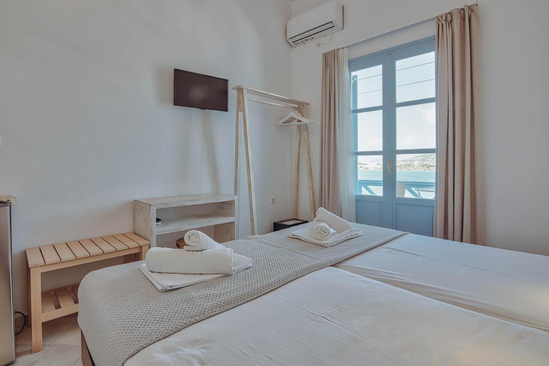 Hotel Mantalena Antiparos Exterior photo
